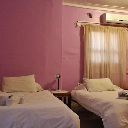 The Farmhouse Boutique Guesthouse And Beergarden Cc Оутджо Екстериор снимка