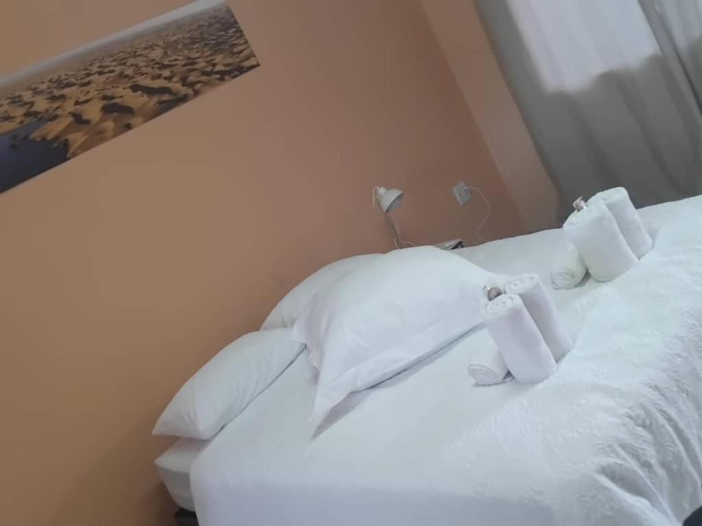 The Farmhouse Boutique Guesthouse And Beergarden Cc Оутджо Екстериор снимка